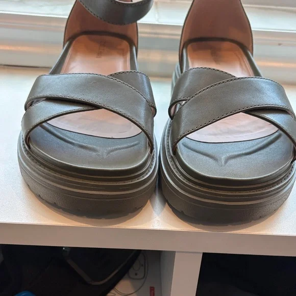 Cole Haan Tea Leaf Green Leather Platform Ankle-Strap Sandals - Picture 5 of 10